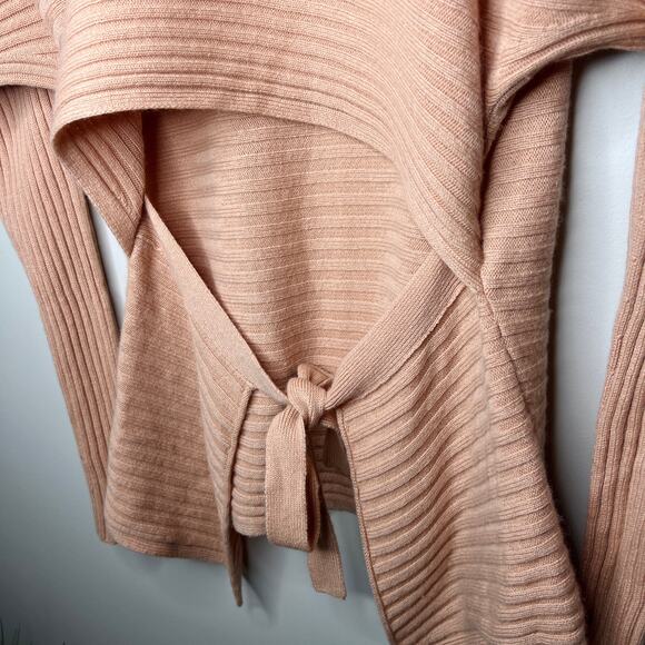 Vince Wool Cashmere Open Tie Back Ribbed Bateau Sweater Size Small Soft Classic - Picture 4 of 9